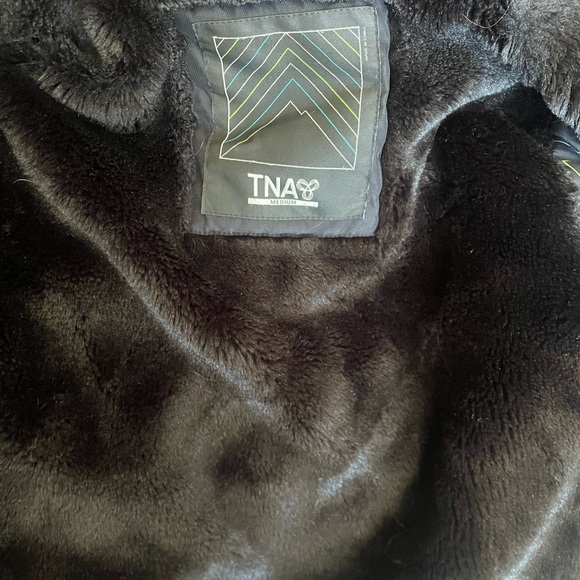 TNA winter jacket - Picture 3 of 3